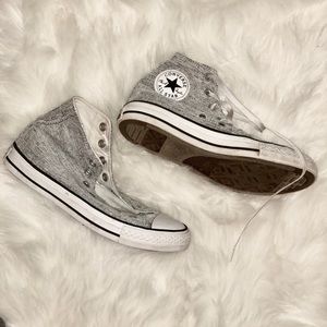grey converse